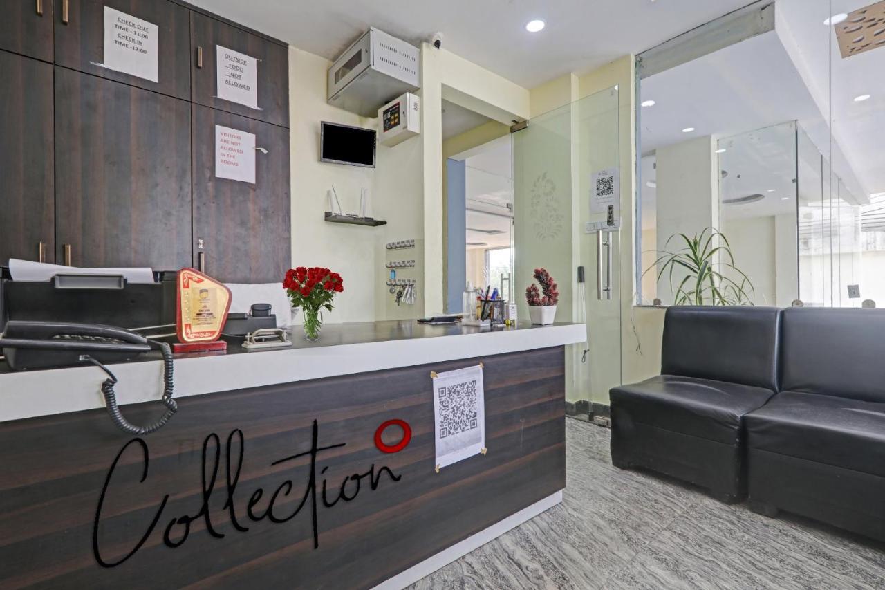 Collection O Srg Hotel Chinhat ภายนอก รูปภาพ